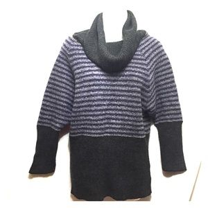 Free people sweater M/L purple gray cowl